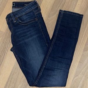 Guess Power Ultra-Skinny Jeans